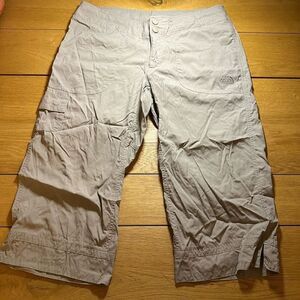 The North Face tan women’s Capri pants 10